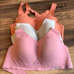 Victoria Secret Angel Max sports bras